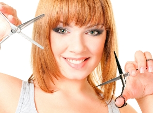 Как сделать красивую челку самостоятельно не обращаясь к мастеру? Как сделать красивую челку самостоятельно не обращаясь к мастеру?