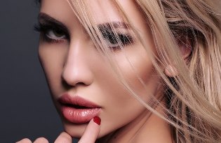 6 способов увеличить губы в домашних условиях и с помощью косметолога 6 способов увеличить губы в домашних условиях и с помощью косметолога