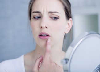 Болючие прыщи на подбородке: причины и методы лечения