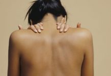 Акне на спине: причины, симптомы (фото), лечение (средства)