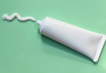 16 мазей от фурункулов, вытягивающих гной на начальной и поздней стадии чирия