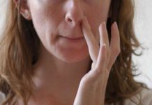 В носу постоянно образуются болячки