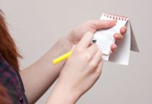 Прыщи во время овуляции: причины появления, места высыпаний, методы борьбы