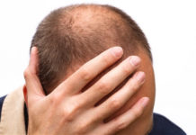 Прыщи на затылке у мужчин: причины появления, симптомы, проведение диагностики и лечение