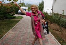 Светлана Дружинина призналась, что не знала о дедушке священнике до 17 лет