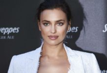 Навстречу солнцу: Шейк без макияжа и в одном белье позировала у окна