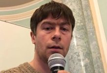 Игрока «Что? Где? Когда?» отстранили от роли ведущего фестиваля из-за скандала с домогательствами