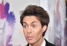 «Это ваша дочь?»: Тишман поделился фото с маленькой девочкой, которую считают его наследницей