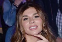 Вылитая мама: в Сети оказались редкие кадры с младшей дочерью Анны Седоковой — Моникой