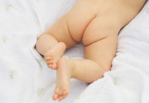 Сыпь на попе и половых органах у ребенка: причины и лечение