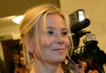 «Боже, как это красиво!»: Высоцкая похвасталась новым платьем за 128 тысяч от украинского бренда