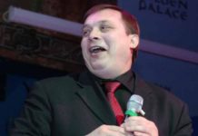 Андрей Разин не исключил, что Максим Галкин выставит на продажу свой замок в деревне Грязь