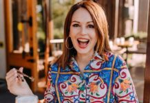 «Удивительно оказаться впервые в этом поместье»: Ирина Безрукова исследует туристические маршруты России