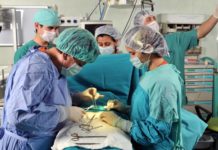 Через сколько можно заниматься спортом после удаления жировика