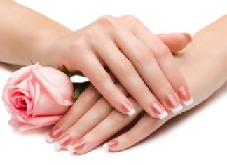 Мелкие водяные прыщики на руке и на пальцах чешутся: причины и лечение