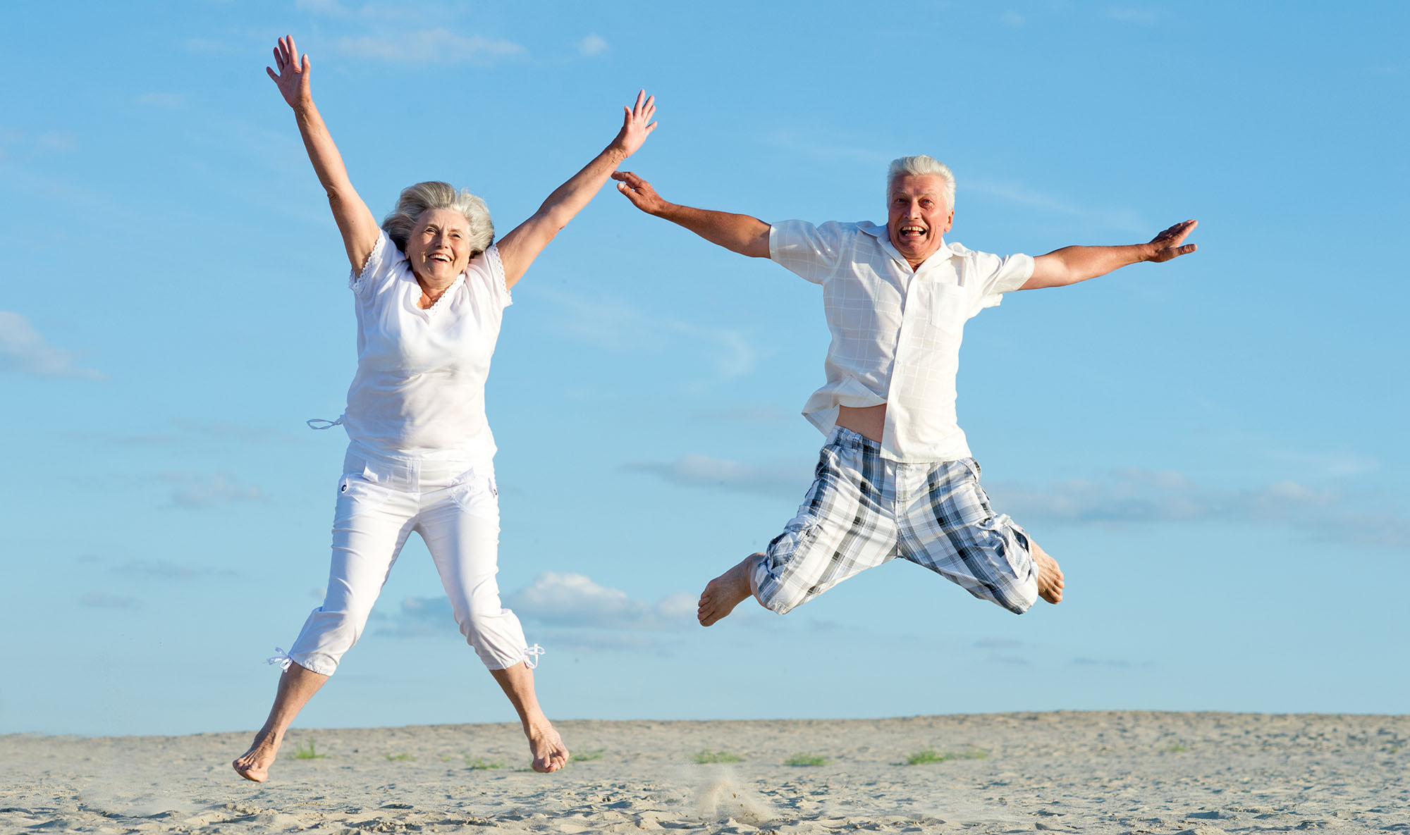 Движение счастья жизни. Здоровый человек. Здоровый счастливый человек. Счастливые и Здоровые пожилые люди. Здоровое долголетие.