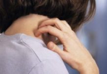 На коже появились пупырышки и чешутся — что это за прыщи, причины ( фото)