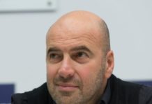 Изменился до неузнаваемости: Максим Виторган показал Ростислава Хаита с кудрявой шевелюрой