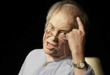 Владимир Конкин рыдал у гроба дочери и не отходил от внучки на похоронах