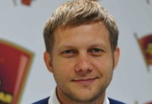 «Кротость женщины и взгляд мужчины»: Корчевников прижал к себе руку незрячей Регины Парпиевой