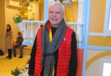 Директор Бориса Моисеева озвучил пенсию артиста и опроверг слухи о его бедственном положении