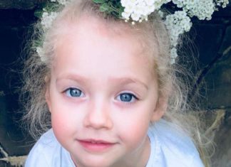 «Пока пластиковая»: Лиза Галкина подарила мечтавшему о питомце брату фигурку собаки