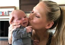 «Голубоглазая куколка»: Курникова показала редкое фото 7-месячной дочки от Иглесиаса