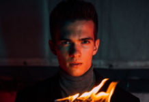 Новое поколение: автор хита «Она звезда» Илья Колунов о семье, учебе в Англии и дружбе с Ёлкой