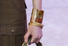 Массивные браслеты – тренд сезона! Где такие купить?