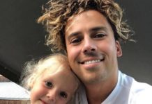 «Как мило»: Лиза Галкина в ярких брюках с лампасами и лонгсливе с цветком станцевала с отцом танго