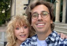 «С днем рождения, любимые!»: Игорь Николаев и Галина Юдашкина поздравили Гарри и Лизу Галкиных