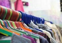 Секонд-хенд с брендовыми вещами Секонд-хенд с брендовыми вещами