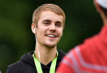 Упс! Очень неудачный выход Джастина Бибера