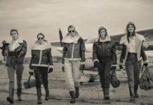 Это очень красиво! Аглая Тарасова, Дарья Мельникова, Дарья Чаруша и Валерия Дергилева в образах летчиц