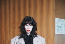 Твидовый объемный жакет и джоггеры в новой коллекции ROGOV