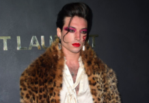 Лучший! Эзра Миллер в ОЧЕНЬ опасных леопардовых шортах на показе Saint Laurent