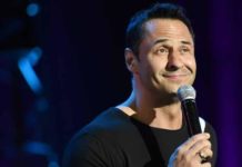 Стас Костюшкин показал кроссовки из фильма «Назад в будущее» за 60 тысяч долларов