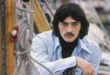 «Это мы!»: Михаил Боярский поделился редким кадром с женой и детьми