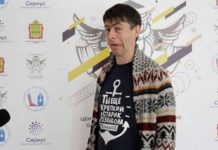 «Стягивал майку и ругался, что я ломаюсь»: школьницы о домогательствах знатока Скипского и его коллег