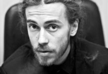 Первый трейлер документального фильма о Децле. Смотри!