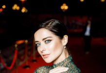 Варвара Шмыкова и Марина Александрова на церемонии открытия ММКФ