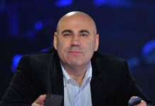 «Один из самых порядочных людей в индустрии»: Пригожин поделился фото из бассейна с Басковым