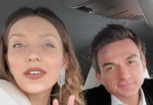 «Время летит так быстро»: годовалый сын Топалова вместе с мамой учит стихи Барто