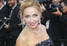 «Моя опора»: Татьяна Навка в сверкающем платье предстала в обнимку с Дмитрием Песковым