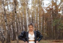 Розовый свитер, который просится в гардероб: в осенней коллекции Bella Potemkina