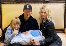 «На прогулку»: Рудковская запечатлела Плющенко с новорожденным сыном на руках