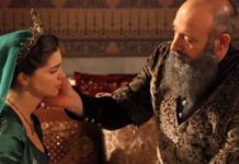 С султаном-отцом по сериалу: Пелин Карахан поделилась редким кадром с Халитом Эргенчем