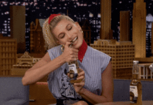 Сколько стоит открывашка (нет, мы не ошиблись) Saint Laurent?