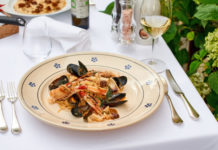 Ресторан Assunta Madre: космическая вечеринка!