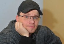 Не хватает ласки и внимания: Харламов грустит после развода с Асмус